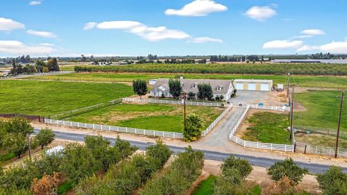 770 Merriam Rd, Hickman, CA, 95323-9688 | Card Image