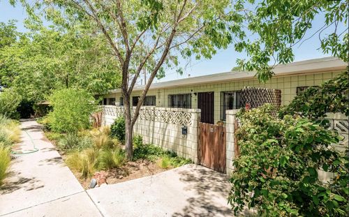 521 Kentucky St Se, Albuquerque, NM, 87108-3885 | Card Image