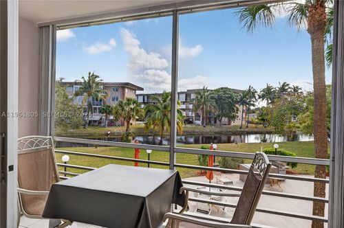 205b-2800 Nw 47th Ter, Lauderdale Lakes, FL, 33313-1741 | Card Image