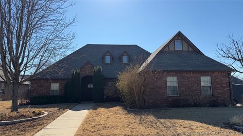 9200 E 94th Street N, Owasso, OK, 74055 | Card Image