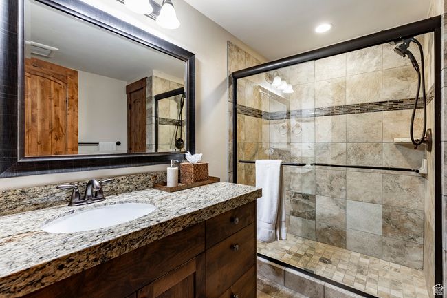 1658 E Viewside Cir, Townhouse with 3 bedrooms, 3 bathrooms and 2 parking in Hideout UT | Image 31
