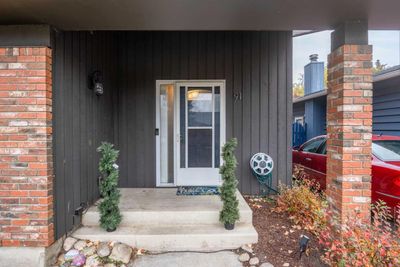 91 Midglen Way Se, House other with 3 bedrooms, 1 bathrooms and 2 parking in Calgary AB | Image 2