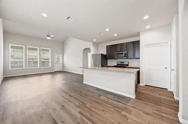 14008 Paddlefish Dr, House other with 4 bedrooms, 3 bathrooms and 2 parking in Conroe TX | Image 7