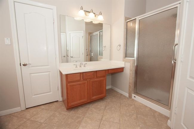 2211 Pearl Bay Ct, House other with 3 bedrooms, 2 bathrooms and 3 parking in Pearland TX | Image 16
