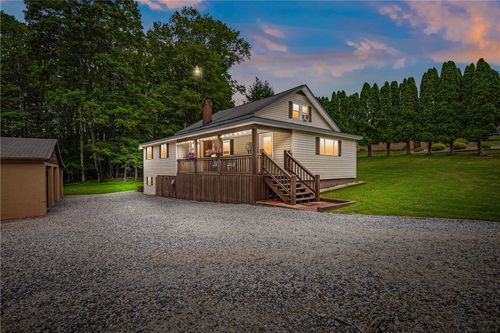 438 Camp Dr, Windber, PA, 15963-6605 | Card Image