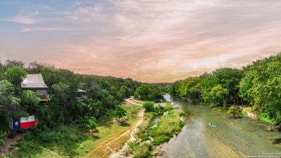 2170 Park Rd, House other with 6 bedrooms, 4 bathrooms and null parking in New Braunfels TX | Image 1