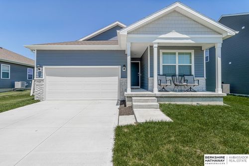 11462 Port Royal Dr, Papillion, NE, 68046-8099 | Card Image