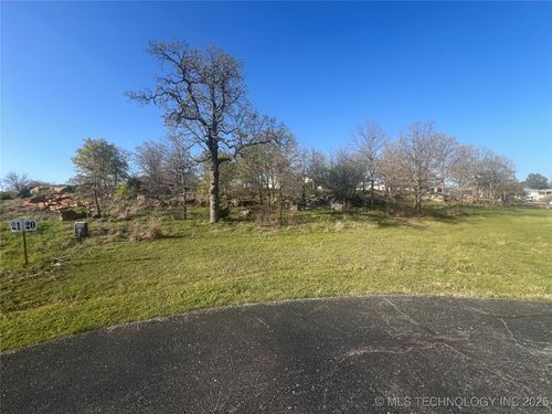 20 Armani Cir, Skiatook, OK, 74070 | Card Image