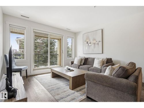 501 Palisades Way, Sherwood Park, AB, T8H0H8 | Card Image