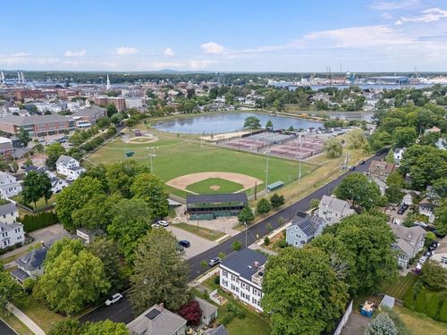 2-160 Rockland St, Portsmouth, NH, 03801-4406 | Card Image