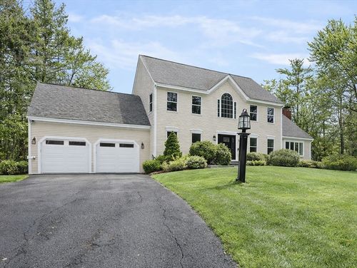 23 Panettieri Dr, Lakeville, MA, 02347-1929 | Card Image