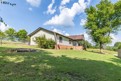 109 Fairview Ave, Cornersville, TN, 37047-4000 | Card Image
