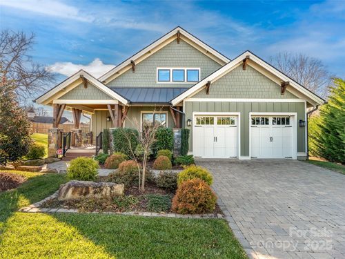 6 Starwood Valley Trl, Arden, NC, 28704-1146 | Card Image