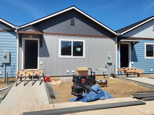 1408 Edington Ave, Moscow, ID, 83843-1029 | Card Image