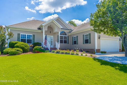 11 Victoria Dr, Whispering Pines, NC, 28327-9728 | Card Image