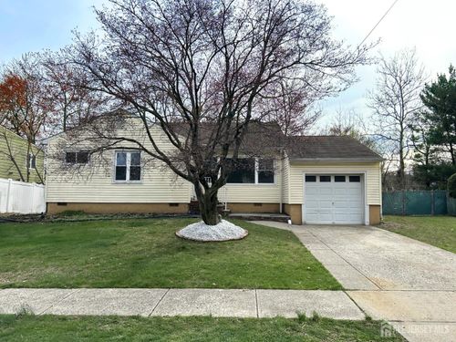 36 Arden St, Somerset, NJ, 08873-3018 | Card Image