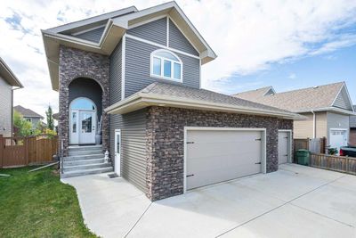 5705 21 St, House detached with 5 bedrooms, 3 bathrooms and 6 parking in Lloydminster AB | Image 2