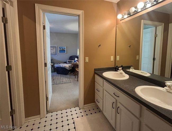 4310 Royal St George Dr, House other with 5 bedrooms, 5 bathrooms and null parking in Avon OH | Image 34