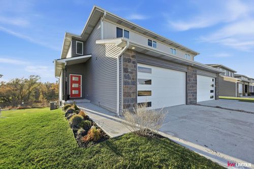 939 Titan Dr, Hickman, NE, 68372-9736 | Card Image