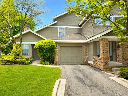 6606 Embers Ct, West Bloomfield, MI, 48322-3432 | Card Image