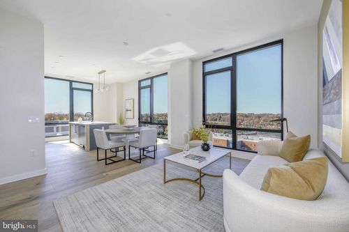 402-255 W Falls Station Blvd, FALLS CHURCH, VA, 22046 | Card Image