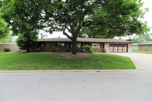 566 Ivy Ln, Bradley, IL, 60915-1162 | Card Image