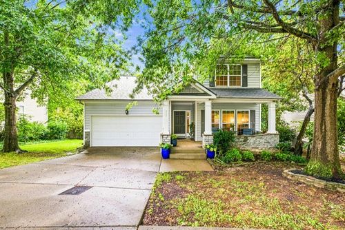 317 Deep Woods Cir, Nashville, TN, 37214-4401 | Card Image