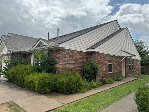 2-1116 Brandywine Ln, Norman, OK, 73071-2091 | Card Image