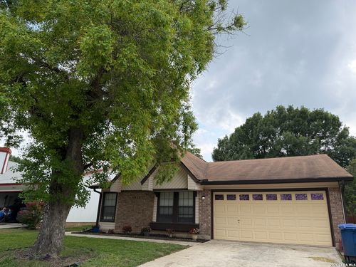 10626 Horn Blvd, San Antonio, TX, 78240-4422 | Card Image