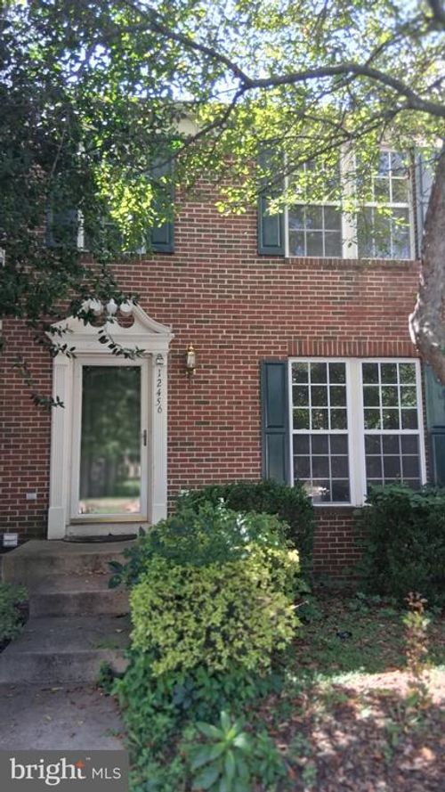 12456 Hadrians Ct, BRISTOW, VA, 20136-3055 | Card Image