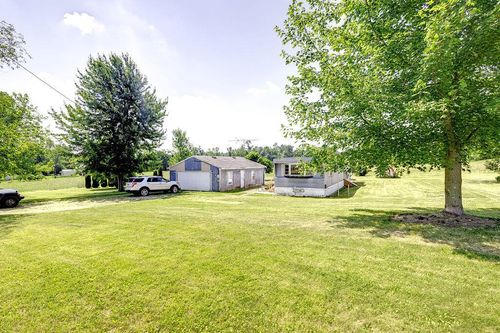 8200 Green Valley Rd, Mount Vernon, OH, 43050-1148 | Card Image