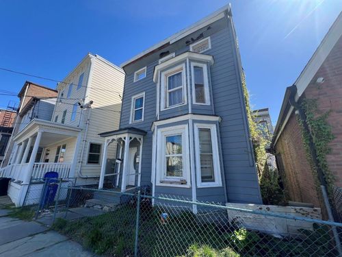252 Liberty St, Newburgh, NY, 12550-4623 | Card Image