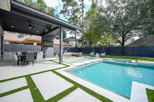 13606 Champions Centre Dr, Houston, TX, 77069-2224 | Card Image