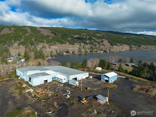 200659 Highway 101, Beaver, WA, 98305-9002 | Card Image