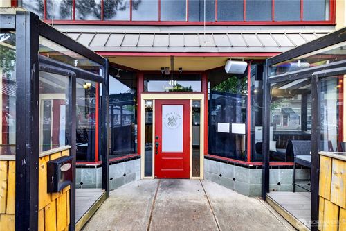 414 Commercial Ave, Anacortes, WA, 98221-1519 | Card Image
