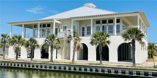 41a-1899 Highway 1, Grand Isle, LA, 70358-9714 | Card Image
