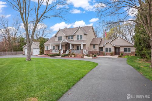 13 Fox Run, Monroe, NJ, 08831-1907 | Card Image