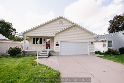 2408 W Louise St, Grand Island, NE, 68803-5811 | Card Image