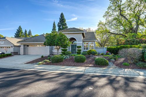 6432 Buckskin Ln, Roseville, CA, 95747-8076 | Card Image