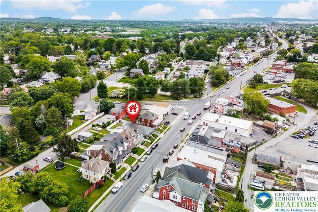 1926 W Broad St, Townhouse with 4 bedrooms, 1 bathrooms and null parking in BETHLEHEM PA | Image 40