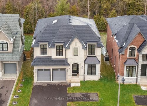 50 Carnwith Dr W, Whitby, ON, L1M0K6 | Card Image