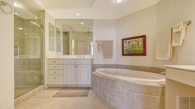 APT-603 - 409 N Point Rd, Condo with 3 bedrooms, 3 bathrooms and null parking in OSPREY FL | Image 31