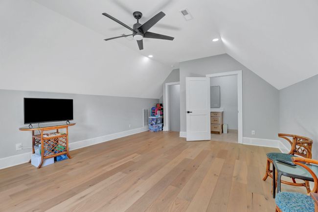 263 Club Springs Rd, House other with 3 bedrooms, 4 bathrooms and 8 parking in Elmwood TN | Image 42