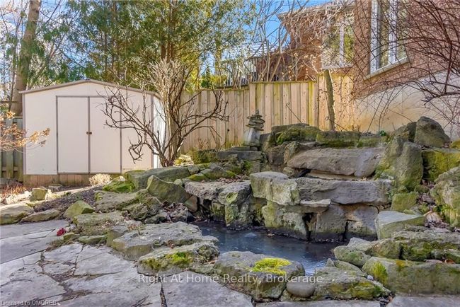 47 Morton Ave, House other with 4 bedrooms, 2 bathrooms and 4 parking in Dundas ON | Image 46