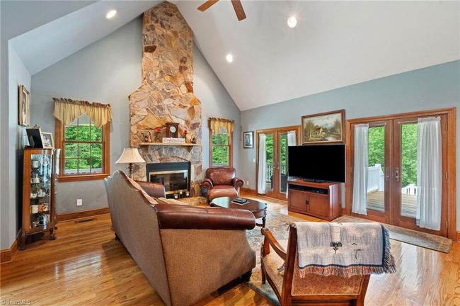 5752 Davis Rd, House other with 3 bedrooms, 4 bathrooms and null parking in Walkertown NC | Image 10