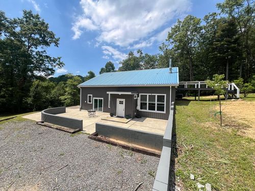 380 Green Valley Ln, Galax, VA, 24333-6340 | Card Image