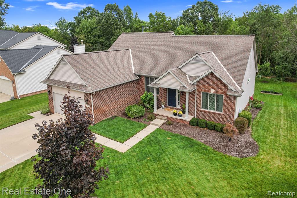 Mccrory Ln, South Lyon, MI 48178 #1