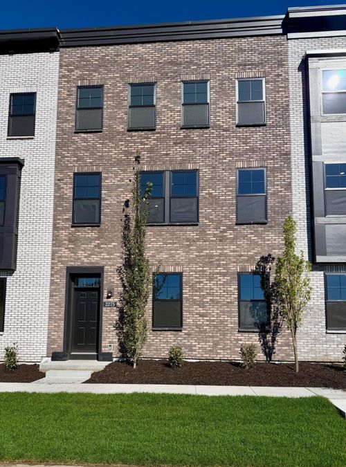 2275 Beechwood Ave, Saint Paul, MN, 55116 | Card Image