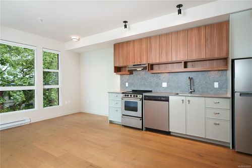 205-629 Speed Ave, Victoria, BC, V8Z1A5 | Card Image