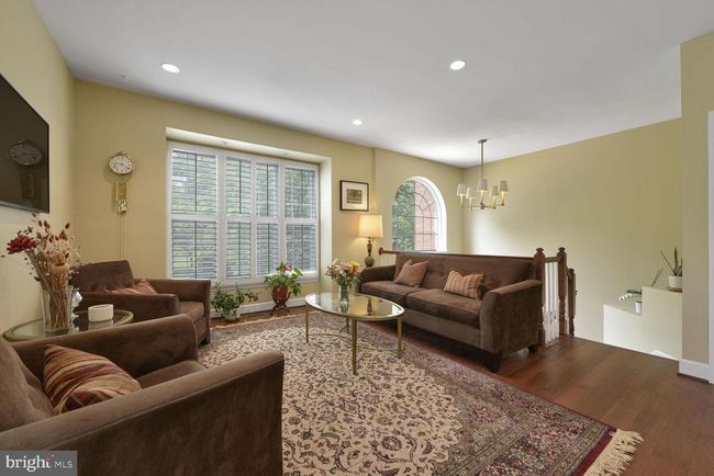 1249 Wild Hawthorn Way, Townhouse with 3 bedrooms, 4 bathrooms and null parking in RESTON VA | Image 8